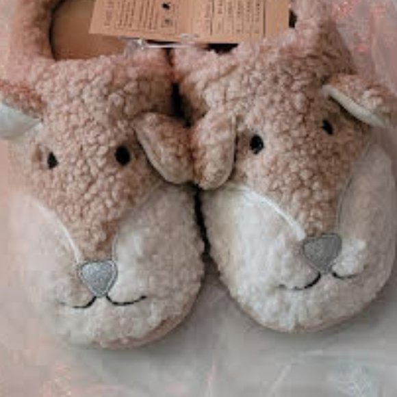 NWT Dena Lives ultra soft memory foam slippers -Women's sz M - Picture 3 of 8
